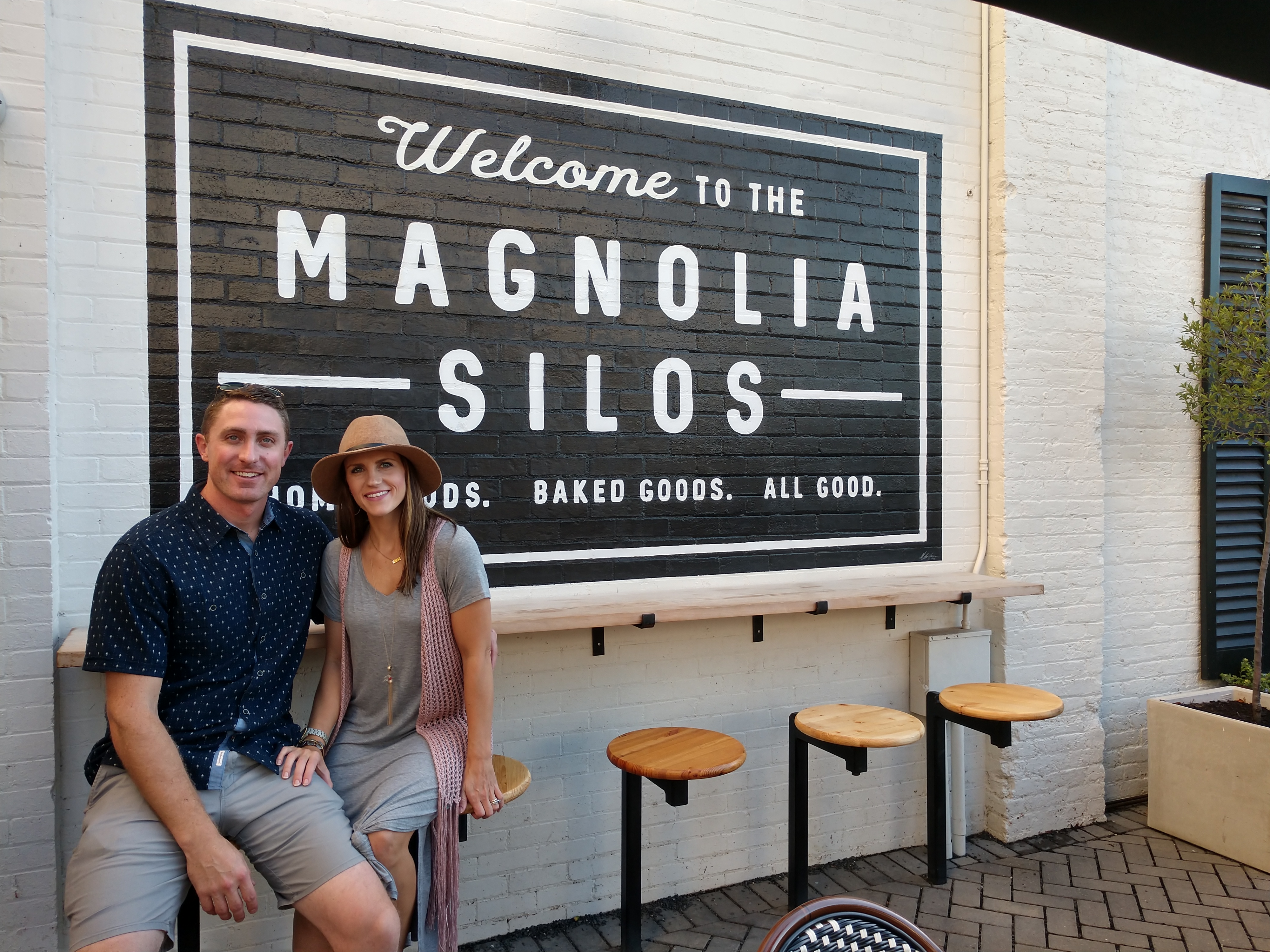 Magnolia Market Travel Guide - Dwell 605 - Midwest In Style
