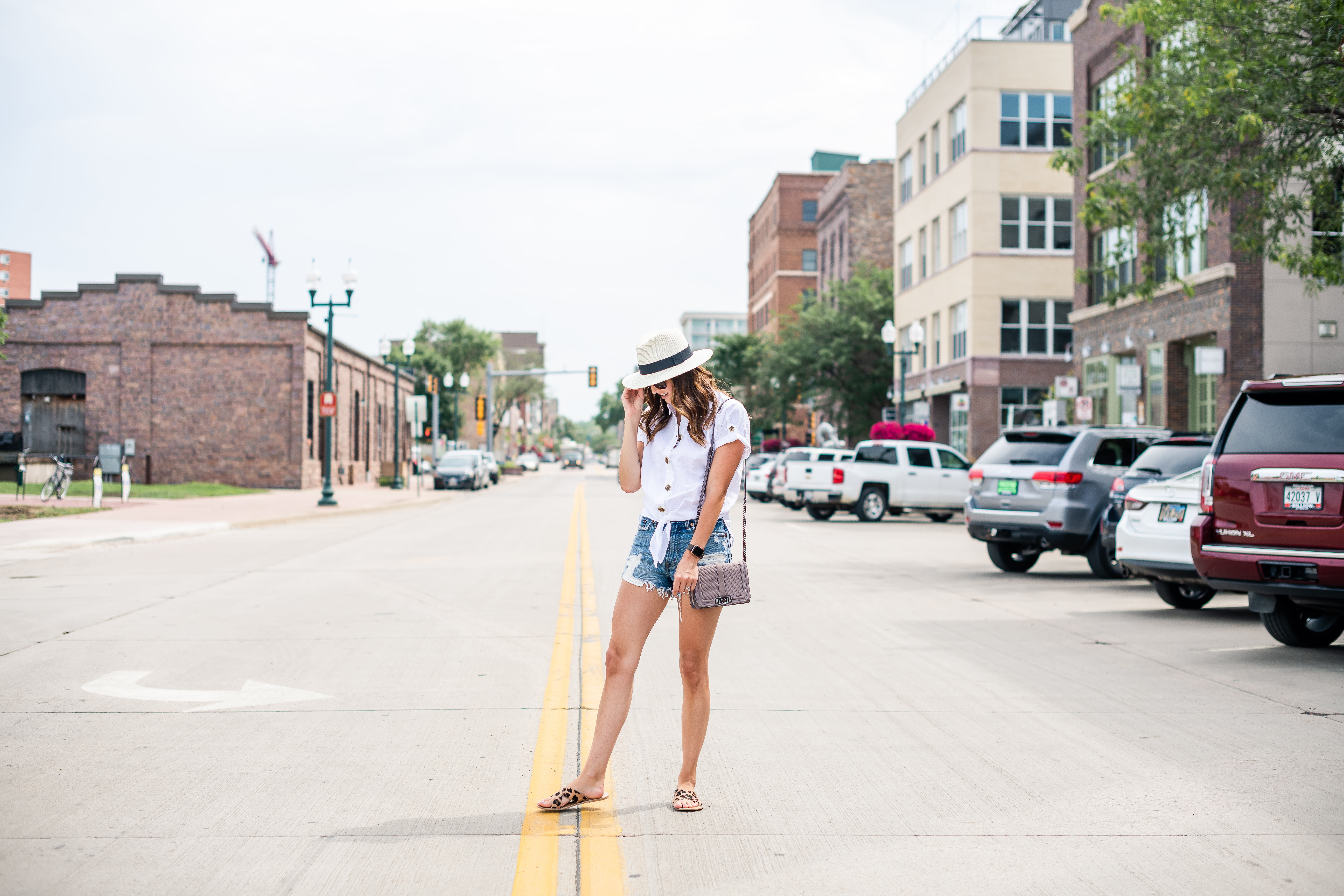 High waisted shorts - Midwest In Style