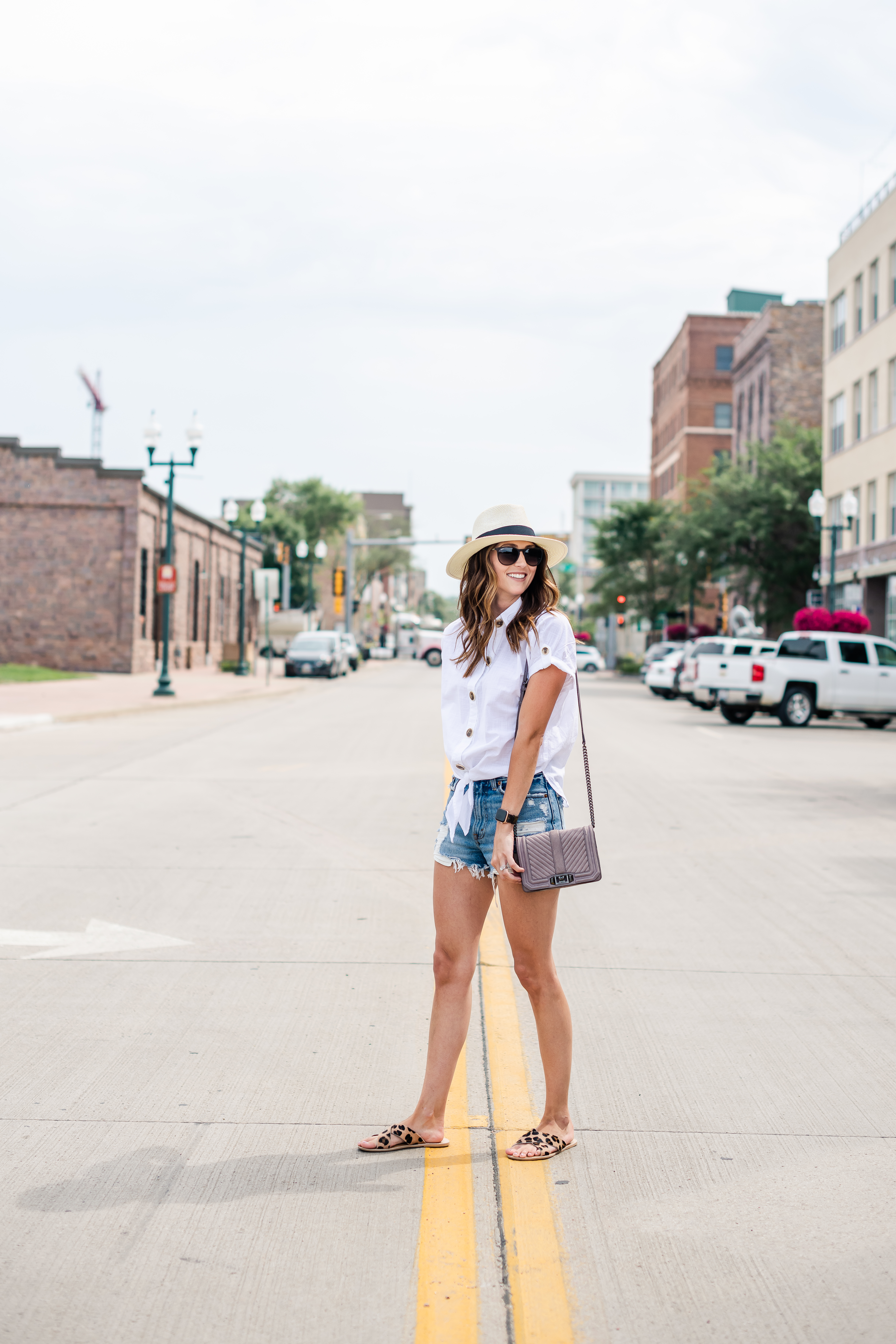 High waisted shorts - Midwest In Style